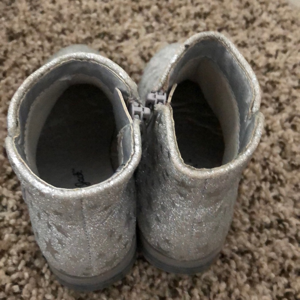 Star Boots - Picture 3 of 4